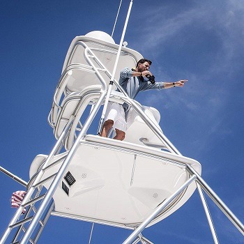 marine-boat-binoculars